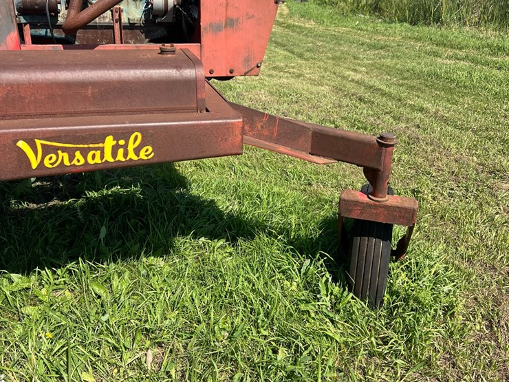 400-versatile-swather,-been-sitting,-not-running-image-31