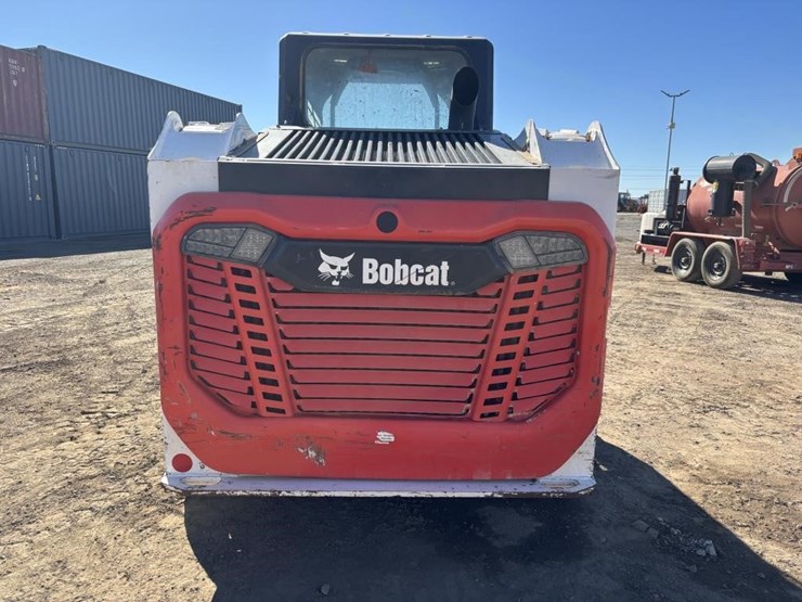2022-bobcat-t62-image-8