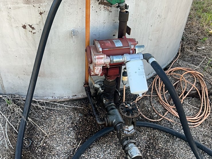8,000-gallon-fuel-tank-with-tuthill/fill-rite-model-700-pump,-long-hose,-diesel-knozzle-image-13