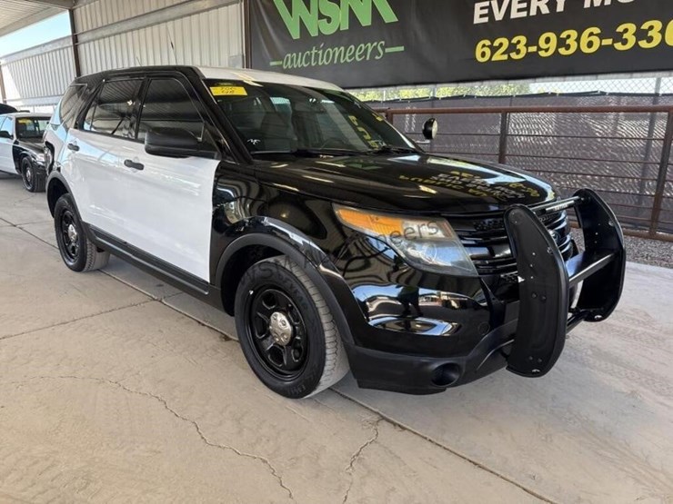 2014-ford-explorer-image-2