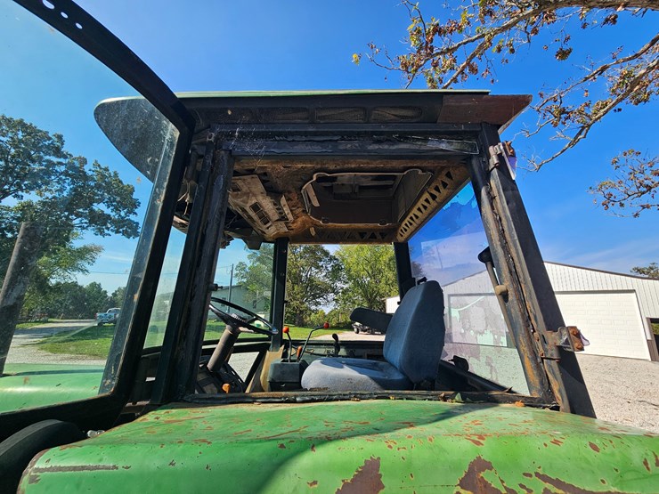 john-deere-3040-image-72
