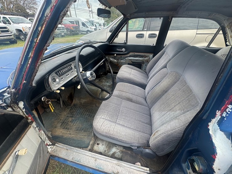 1960-ford-falcon-4-door-sedan,-inline-6-cylinder-manual,-transmission,-car-runs-and-drives-ready-for-image-5