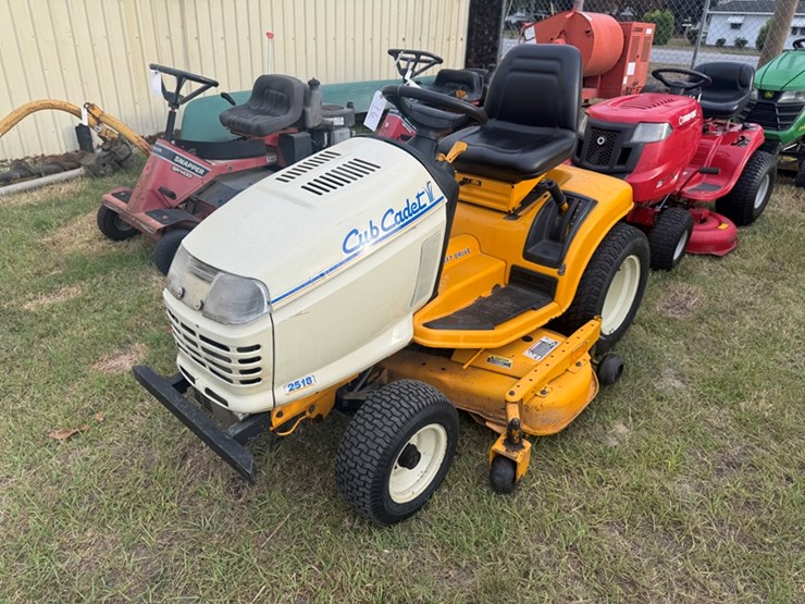cub-cadet-2518-image-1