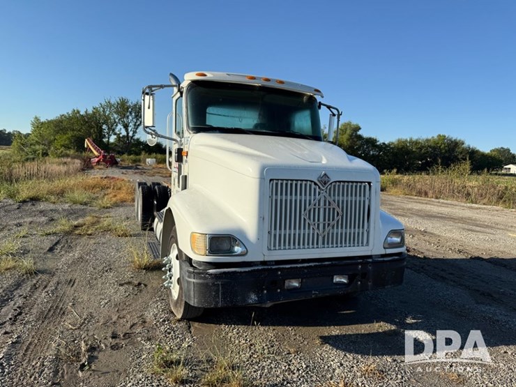 2002-international-9100i-cab/chassis-(np6156,-unit-286)-image-25