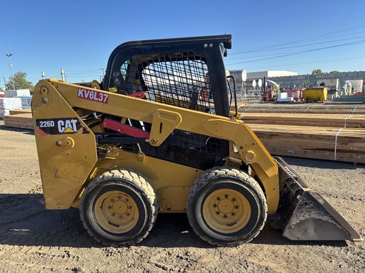 caterpillar-226d-image-7