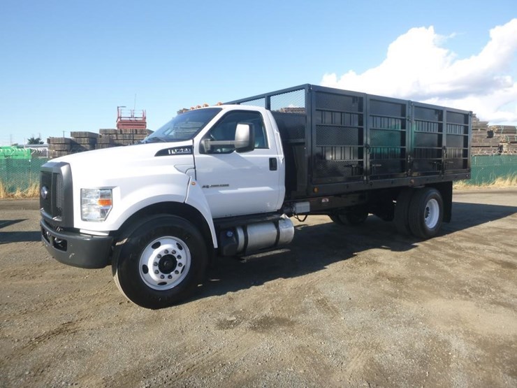 2016-ford-f750-image-1