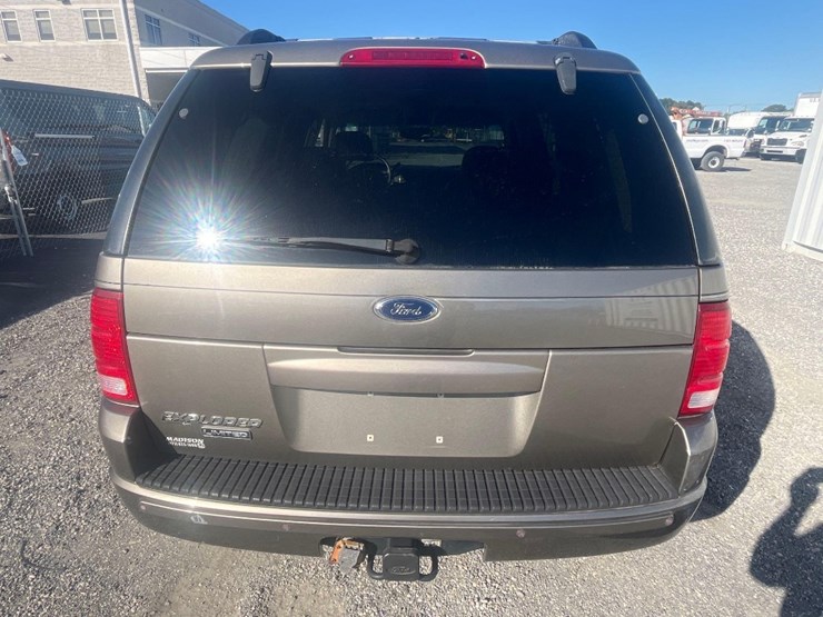 2002-ford-explorer-image-10