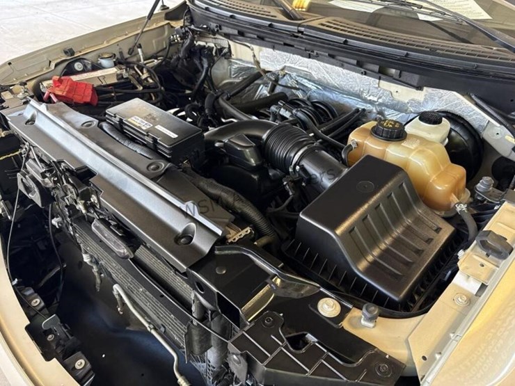 2013-ford-f150-image-13