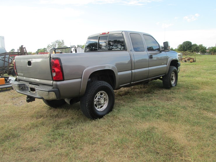 2007-chevrolet-2500hd-image-3