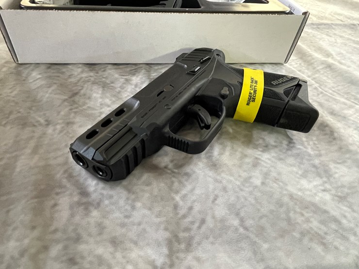#4007-•-ruger-security-380,-sn:-387-98050-image-4