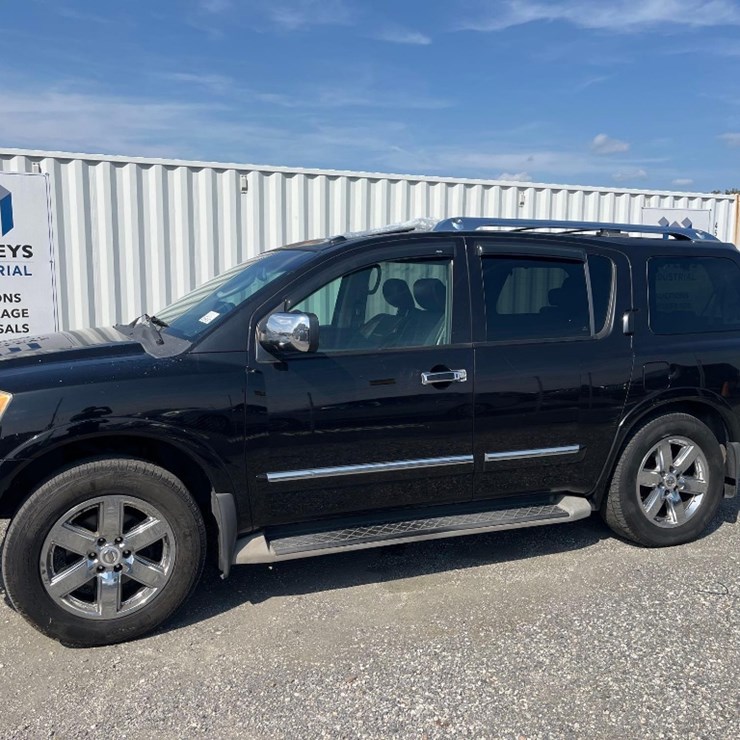 2012 NISSAN ARMADA