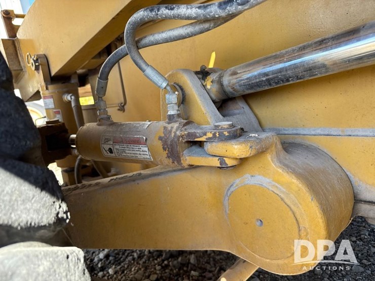 trackmobile-tm3050-railcar-mover-(np6170)-image-40