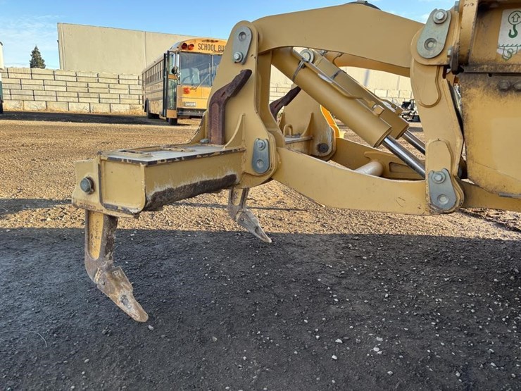 2011-deere-872gp-image-22