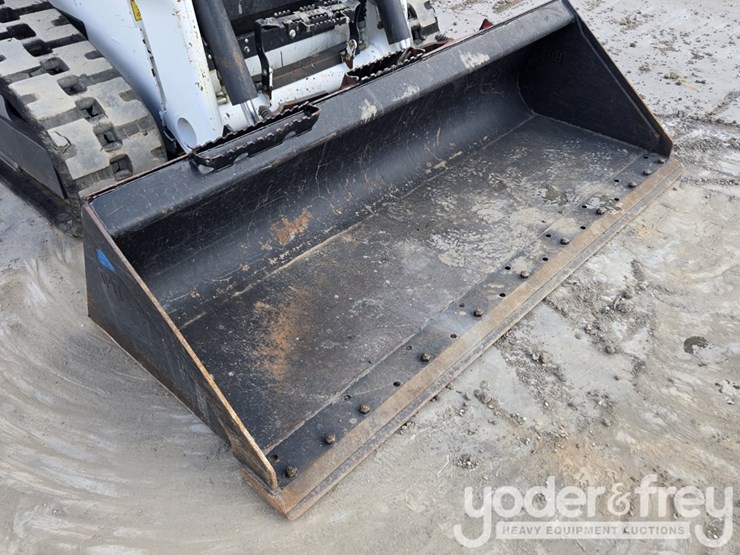 2022-bobcat-t64-image-10