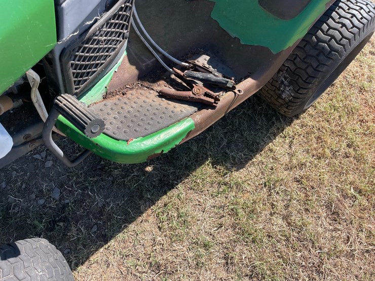 john-deere-la120-image-11