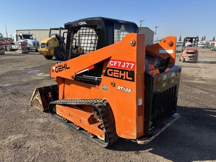 2021-gehl-rt105-image-4