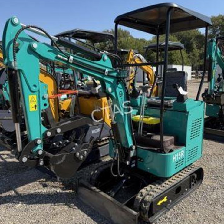 #86 • Mini Excavator - Gas - Model: H15R