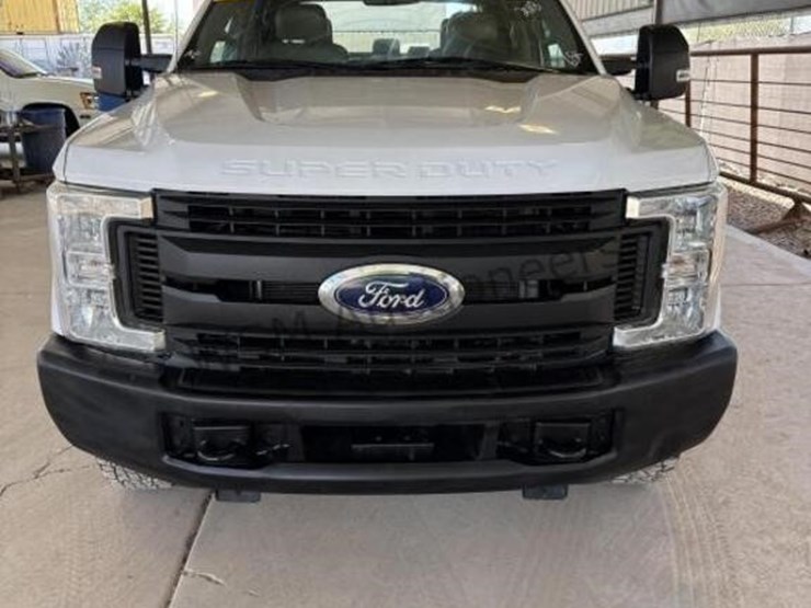 2018-ford-f250-image-3