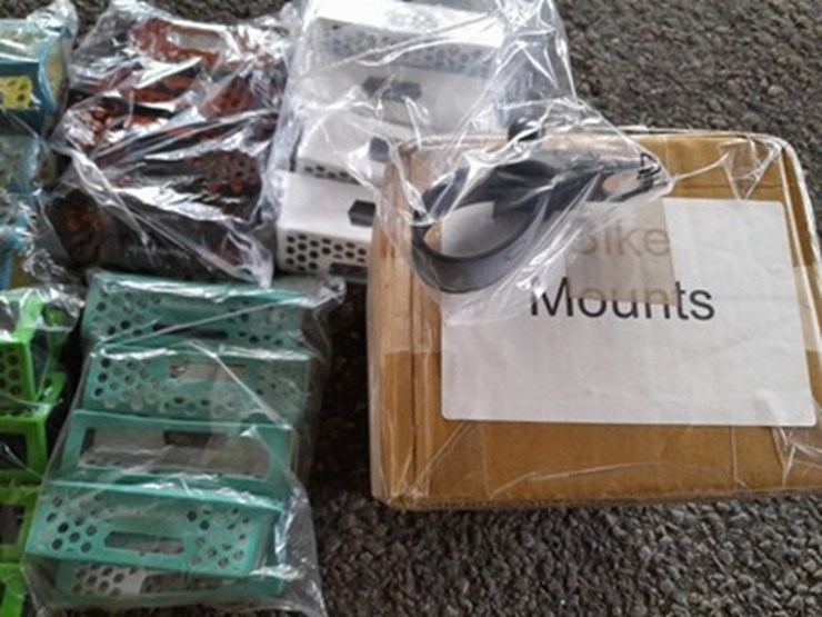 lot#-775-miscellaneous-items-image-4
