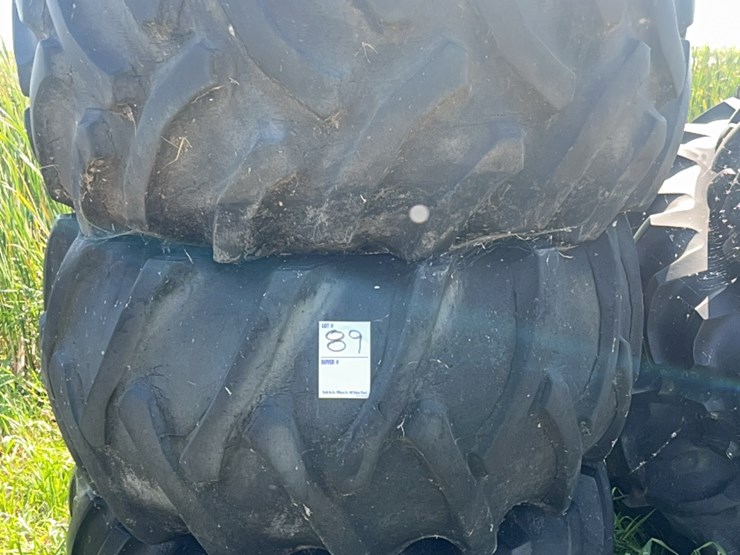 (3)-30.5/32-combine-tires,-decent-tires-image-3