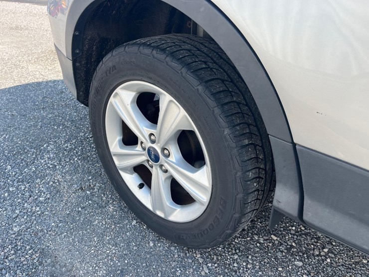 2014-ford-escape-image-14