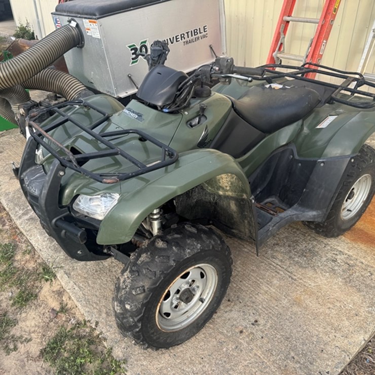 HONDA RANCHER 4X4 4WHEELER 6076 MILES - 1902 HOURS