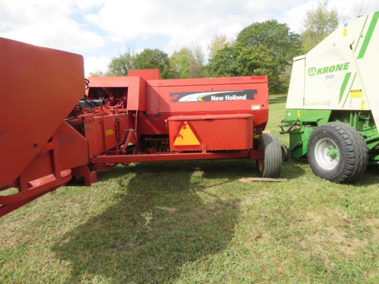 new-holland-575-image-6