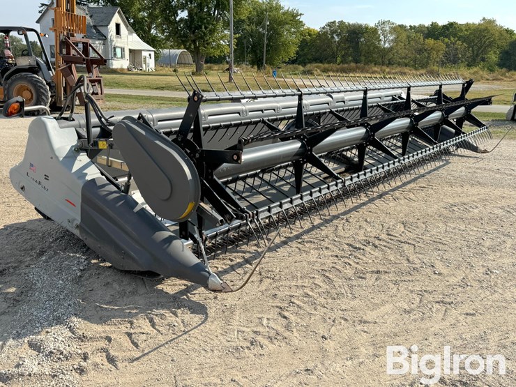 2012-gleaner-9250-image-2