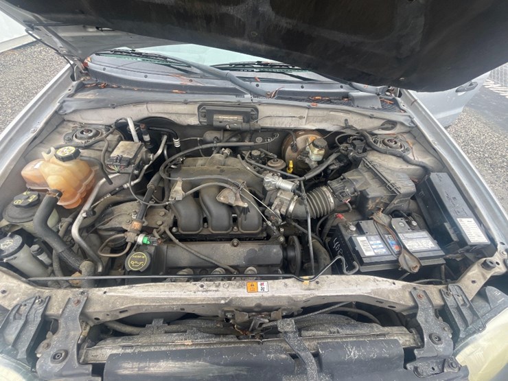 2004-ford-escape-xlt-image-11