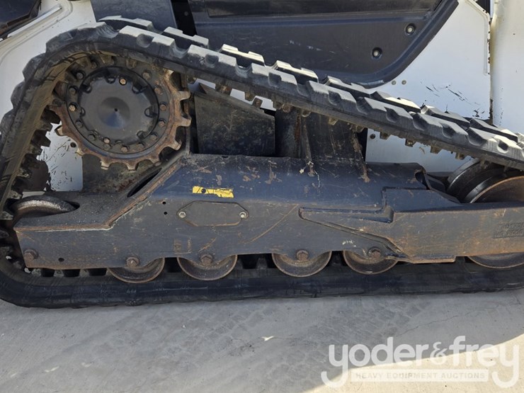 2022-bobcat-t76-image-18