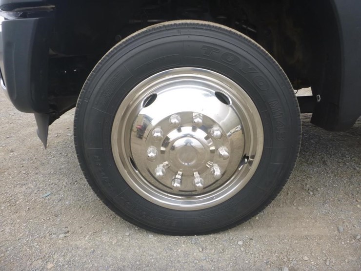 2015-ford-f550-image-28