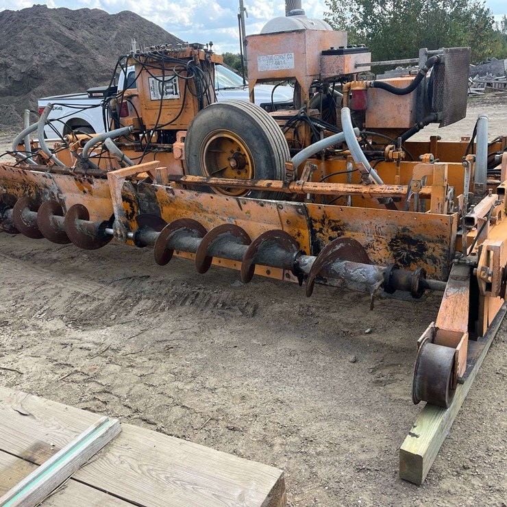 Curb master concrete paver model 2000FP