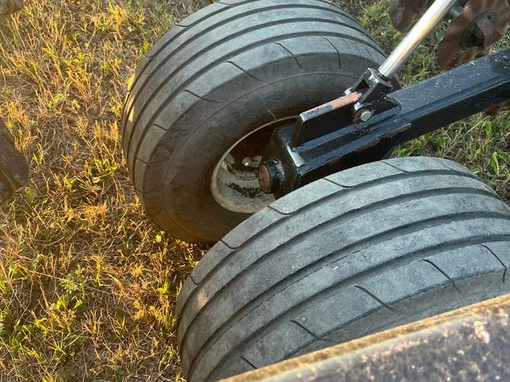 mandako-model-t4030-vertical-tillage-image-47