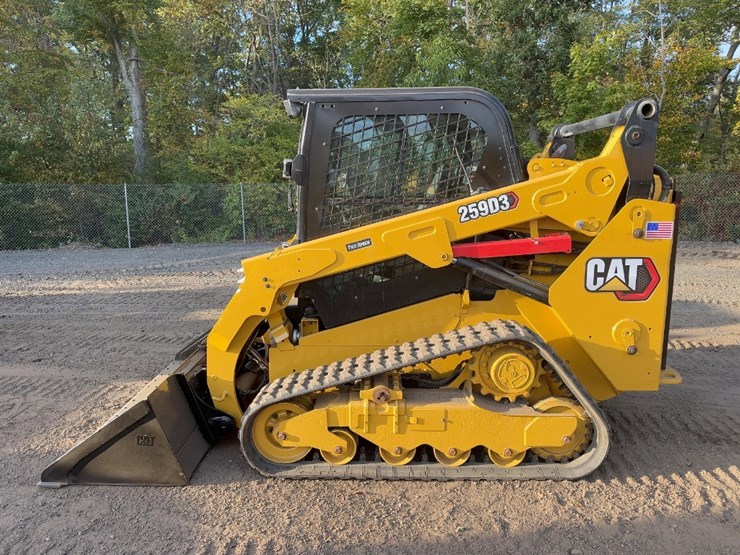 2021-caterpillar-259d3-image-2