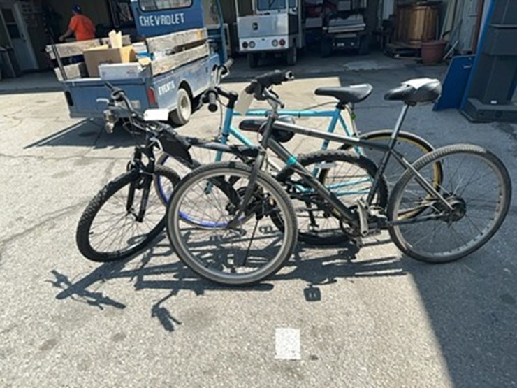 lot#-752-bicycles-image-3