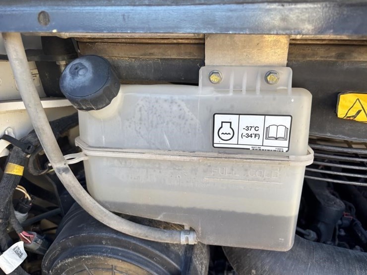 2023-bobcat-t86-image-36