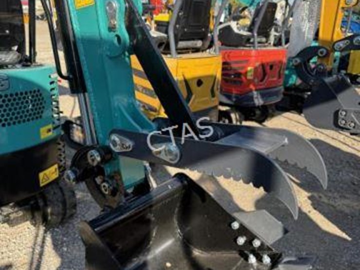 #77-•-mini-excavator---gas---model:-qh12r-image-6