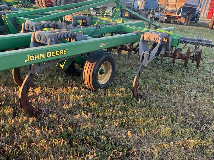 jd-17.5’-soil-management-ststem-ripper-disk-image-24