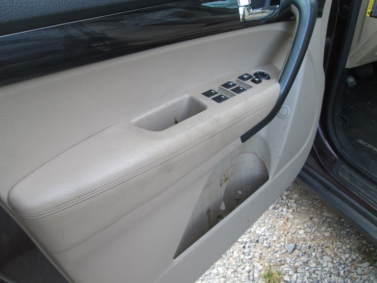 2011-kia-sorento-image-18