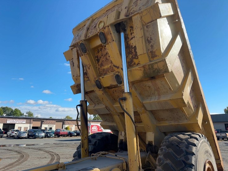 1995-caterpillar-d25d-image-19