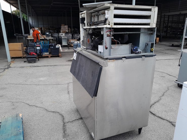 lot#-619-hoshizaki-ice-maker-image-4
