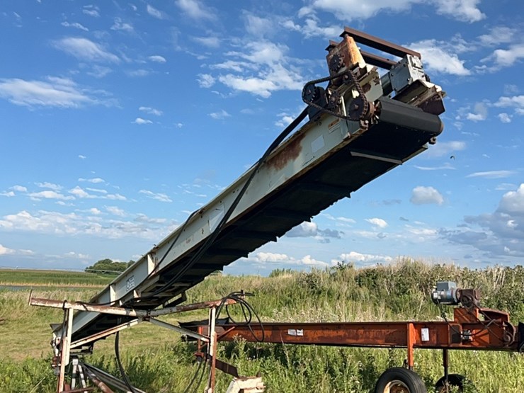 25’-lift-conveyor,-has-220-elec-and-hyd-drive-image-2