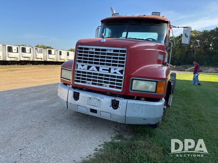 mack-ch613-image-20