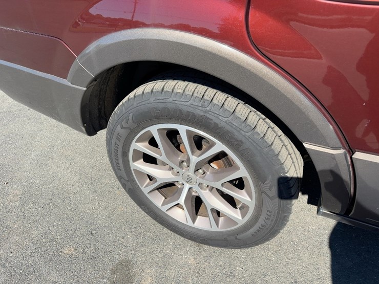 2015-ford-expedition-image-9