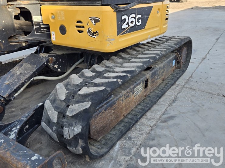 2022-deere-26g-image-18
