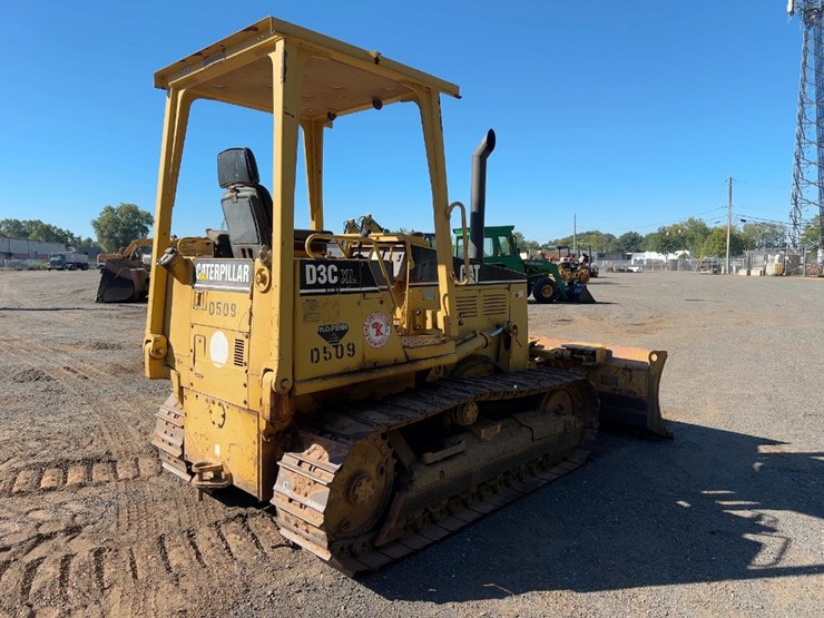 1996-caterpillar-d3c-xl-image-5