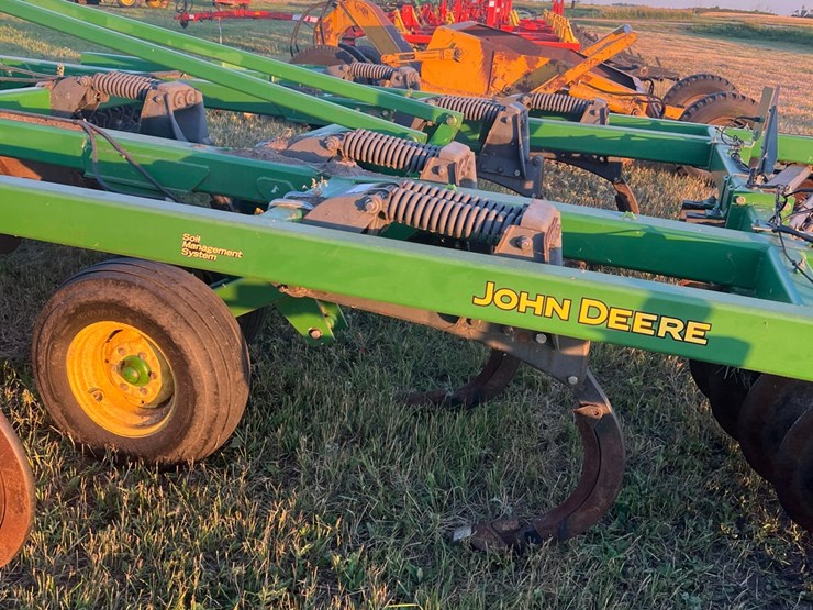 jd-17.5’-soil-management-ststem-ripper-disk-image-40
