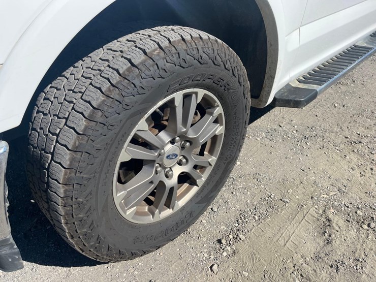 2018-ford-f150-xlt-image-13