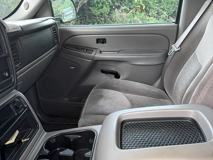 2006-4wd-chevy-avalanche,-az-vehicle,-no-rust,-206,972-miles,-runs-great-image-26