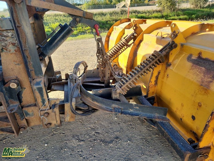 2015-international-workstar-7600-image-20